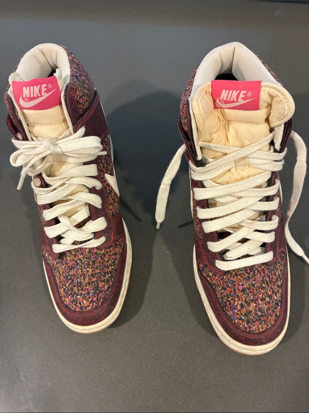 Nike Dunk Ski Hi Liberty Hidden Wedge
Women’s Multicolor High-Top Sneakers 8.5